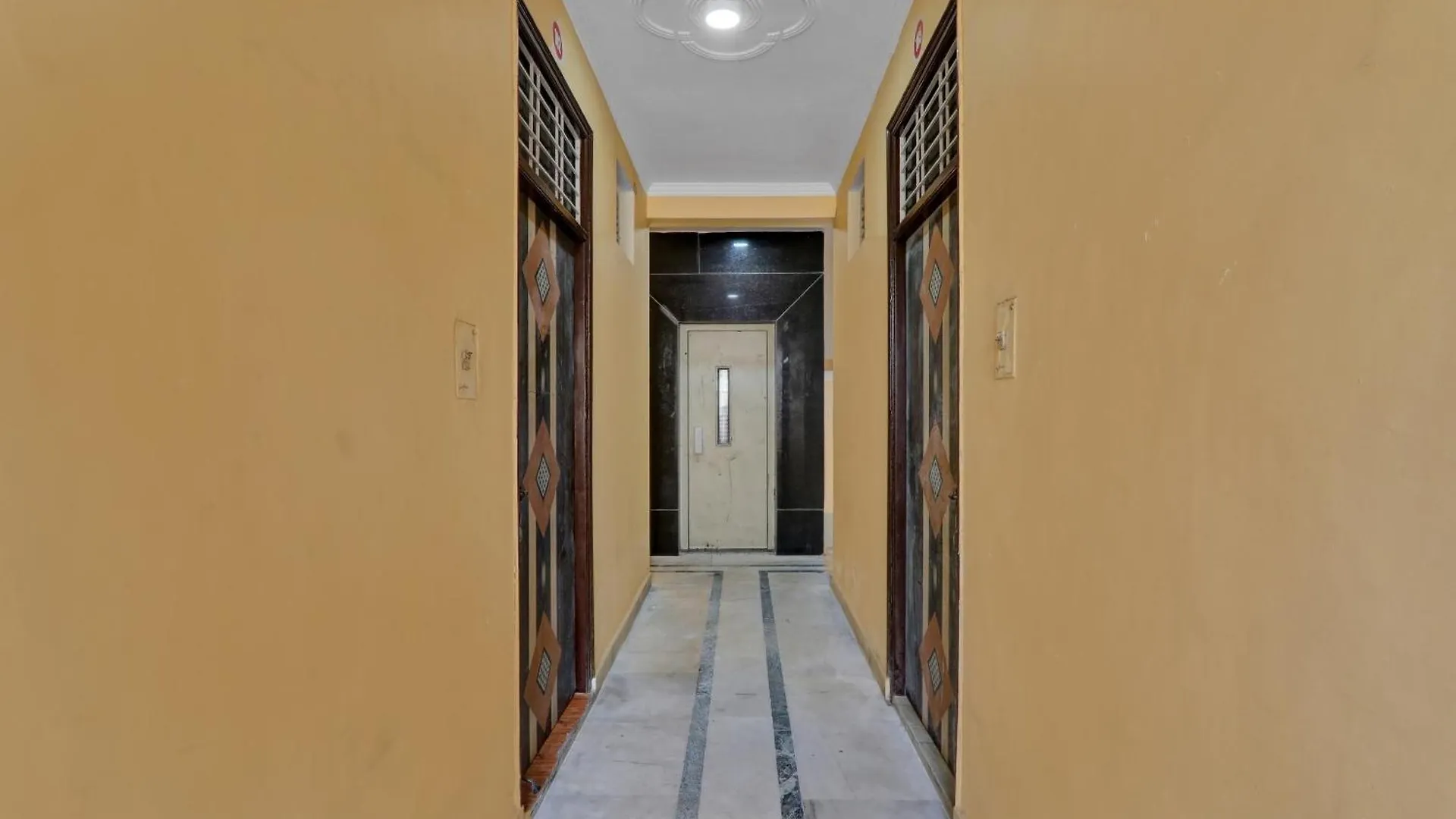 Flagship Hotel Shree Kashi Inn Varanasi 3*,