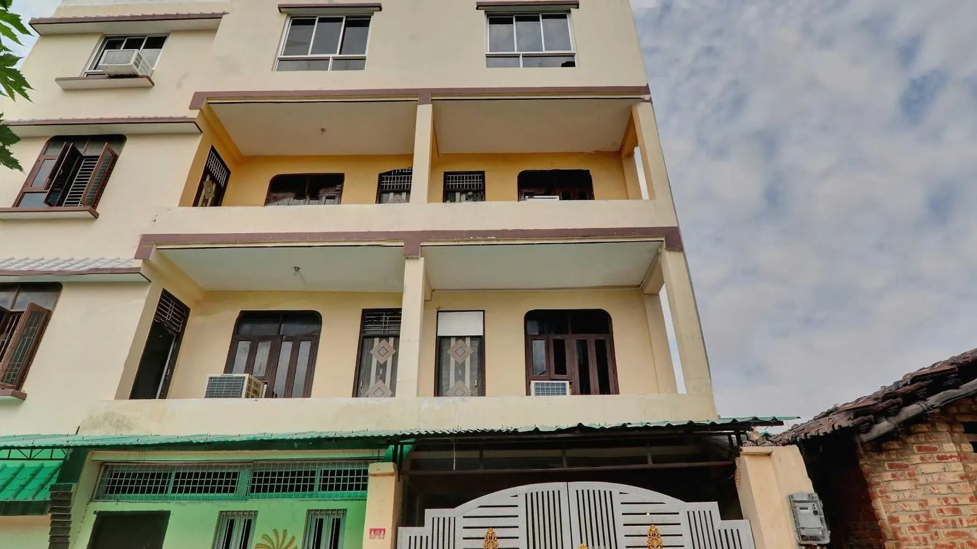 Flagship Hotel Shree Kashi Inn Varanasi