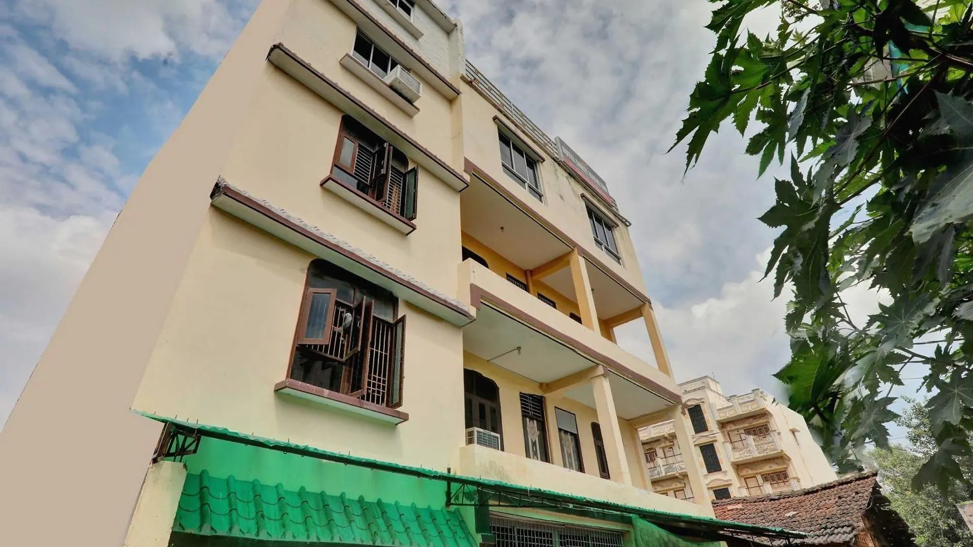 Flagship Hotel Shree Kashi Inn Varanasi